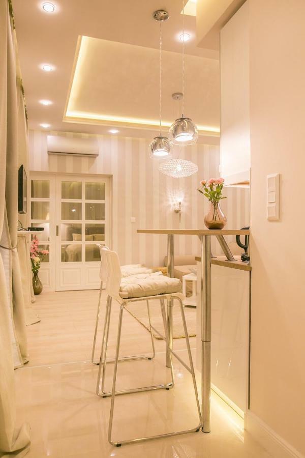 Panni Luxury Apartment Next To Gozsdu Garden Boedapest Buitenkant foto