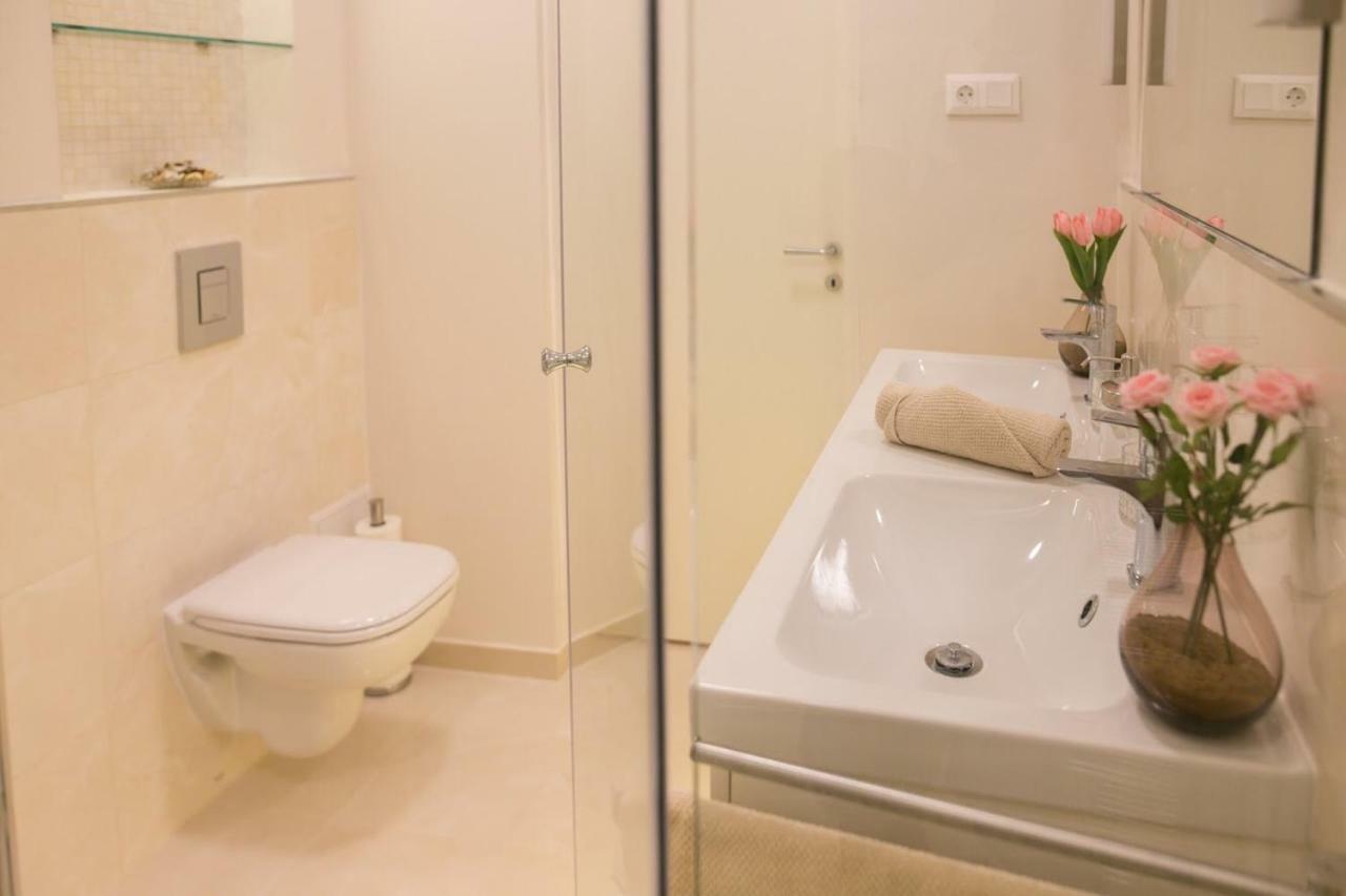 Panni Luxury Apartment Next To Gozsdu Garden Boedapest Buitenkant foto