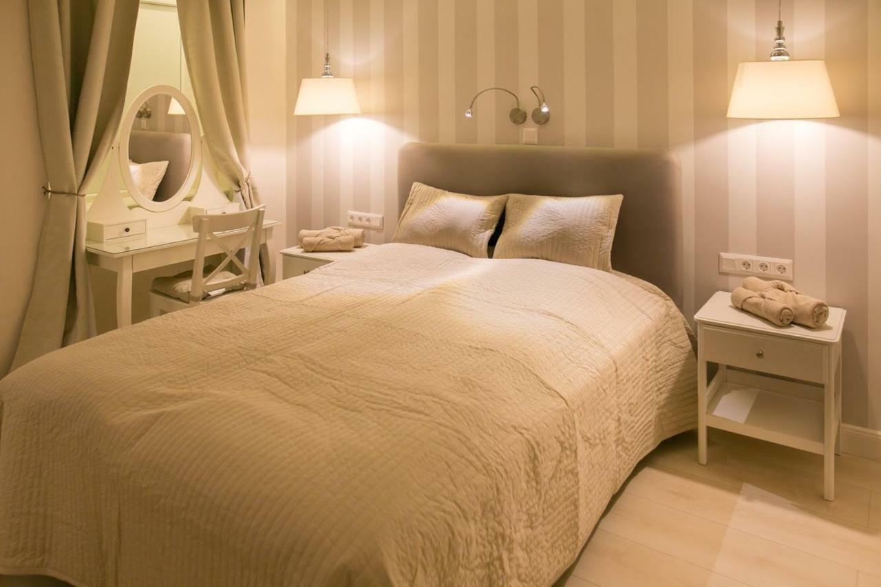 Panni Luxury Apartment Next To Gozsdu Garden Boedapest Buitenkant foto
